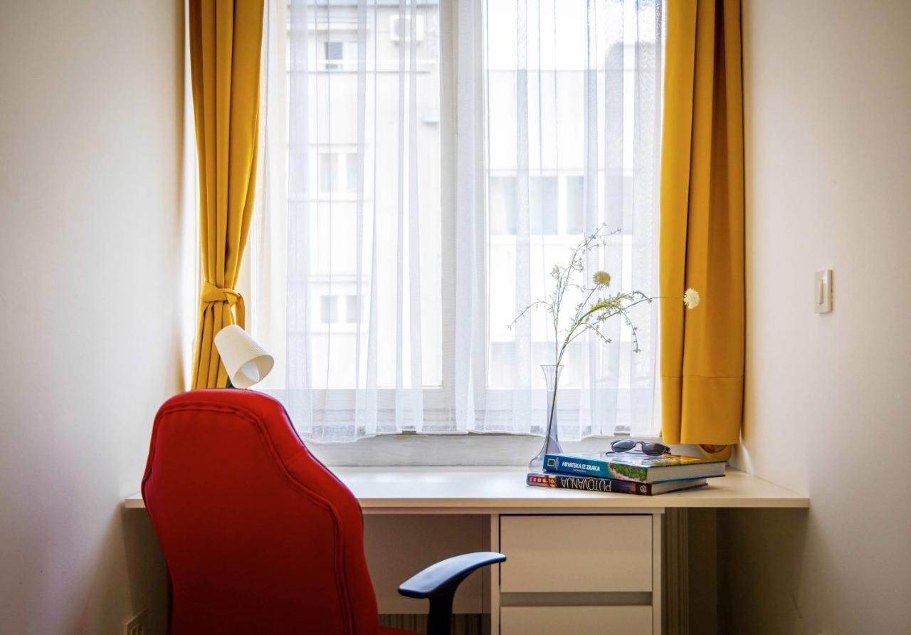 Deluxe Apartman Egle1 I Studio Egle 2 Whit A Private Parking Загреб Екстер'єр фото