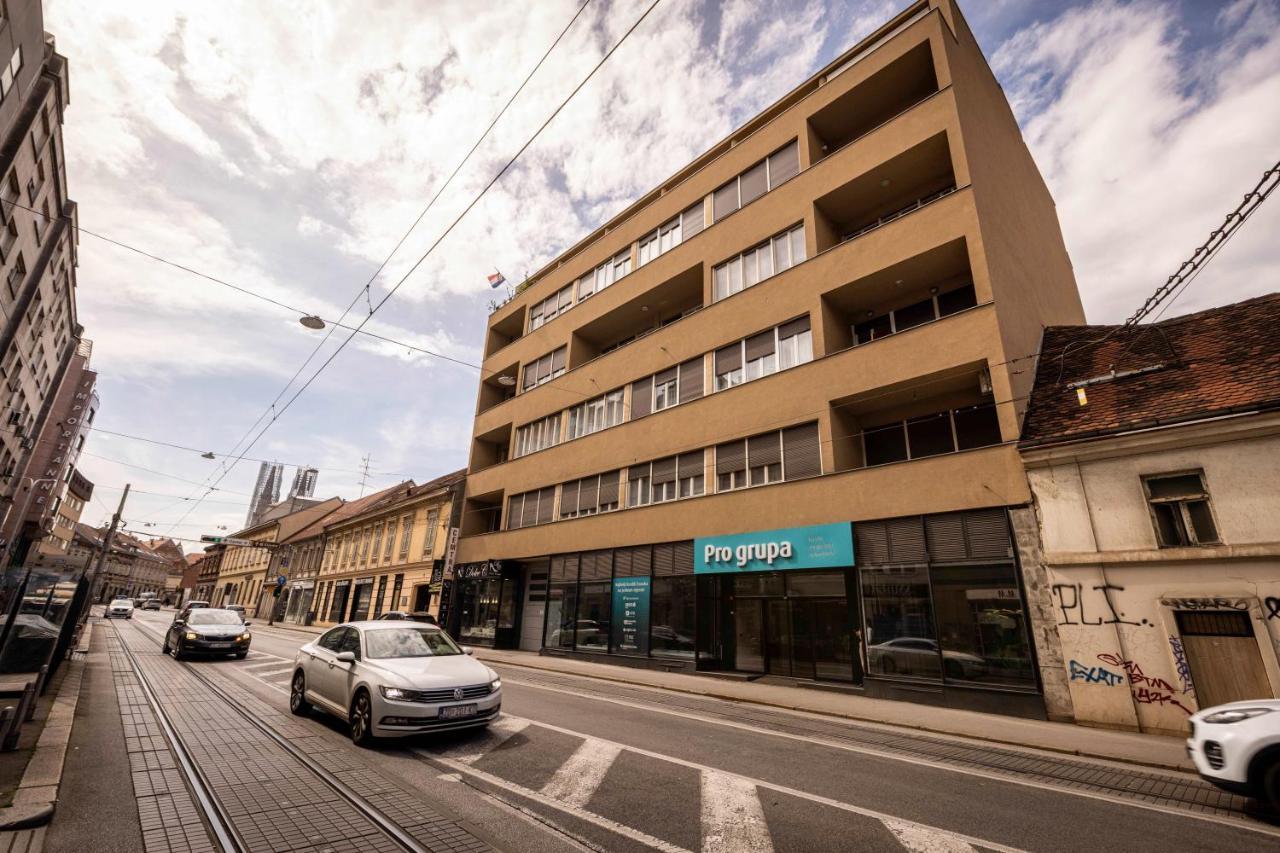 Deluxe Apartman Egle1 I Studio Egle 2 Whit A Private Parking Загреб Екстер'єр фото